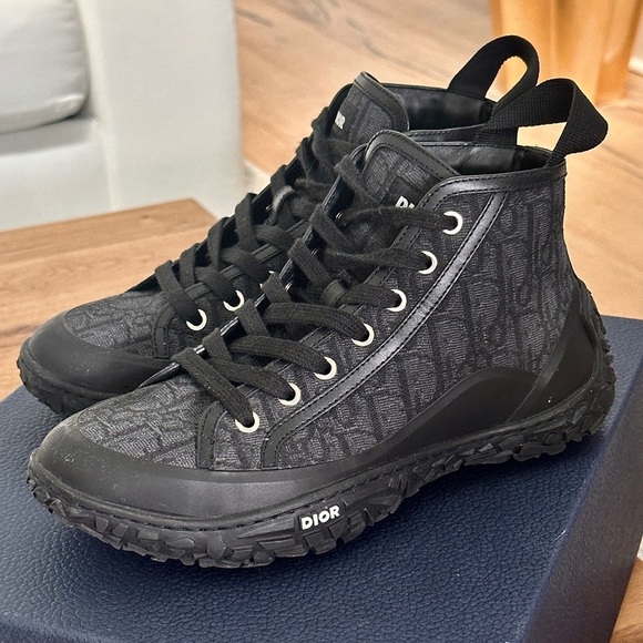 DIOR B28 HIGH BLACK/DARK GRAY SNEAKERS - Picture 4 of 11